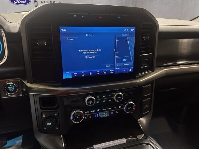 2023 Azure Gray Metallic Tri-Coat Ford F-150 Lariat 4X4 Truck