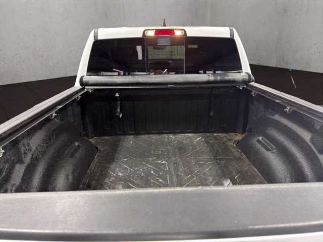 2022 Bright White Clearcoat Ram 1500 Laramie 4X4 Truck