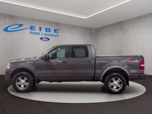 2005 Gray Ford F-150 XLT 4X4 Truck
