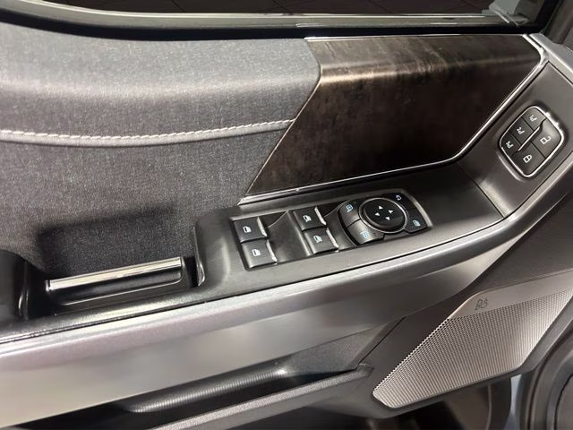 2023 Azure Gray Metallic Tri-Coat Ford F-150 Lariat 4X4 Truck