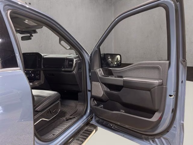 2023 Azure Gray Metallic Tri-Coat Ford F-150 Lariat 4X4 Truck