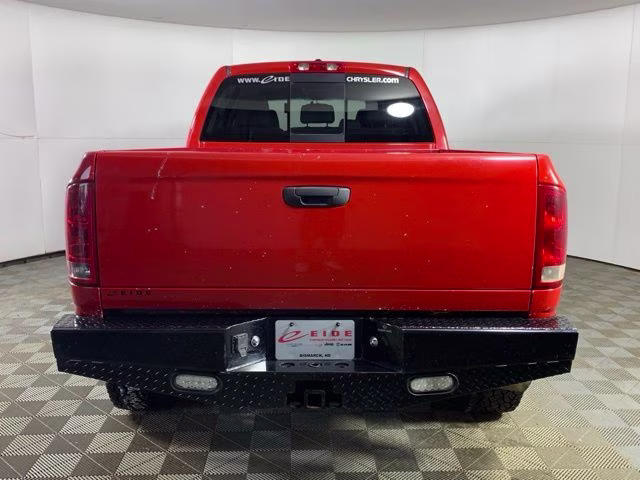2006 Flame Red Clearcoat Dodge Ram 2500 SLT 4X4 Truck
