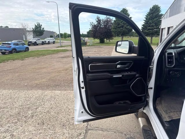 2022 Bright White Clearcoat Ram 1500 Laramie 4X4 Truck