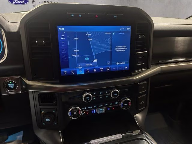 2023 Azure Gray Metallic Tri-Coat Ford F-150 Lariat 4X4 Truck
