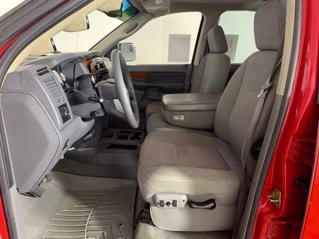 2006 Flame Red Clearcoat Dodge Ram 2500 SLT 4X4 Truck