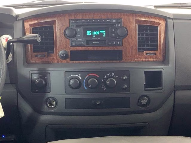 2006 Flame Red Clearcoat Dodge Ram 2500 SLT 4X4 Truck