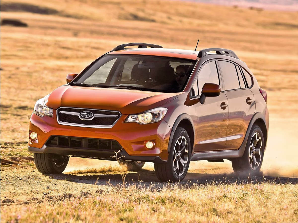 2015 Red Subaru XV Crosstrek 2.0i Limited AWD SUV