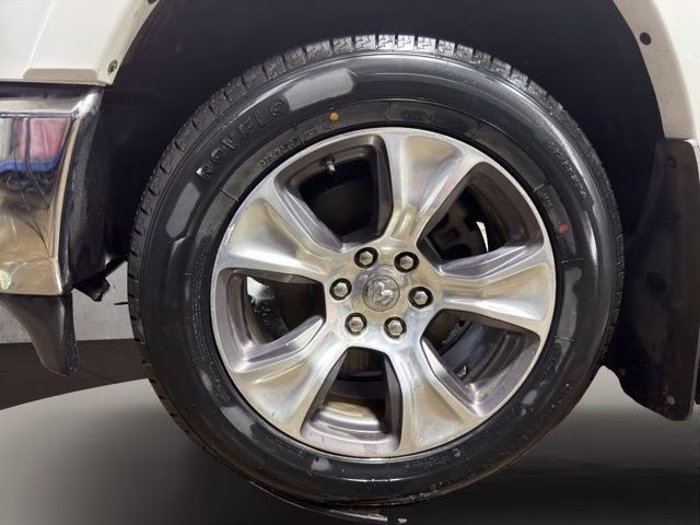 2022 Bright White Clearcoat Ram 1500 Laramie 4X4 Truck
