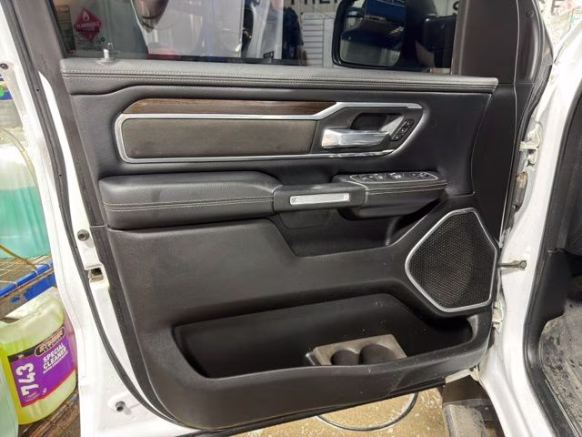 2022 Bright White Clearcoat Ram 1500 Laramie 4X4 Truck