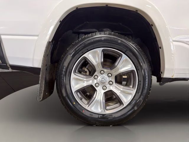2022 Bright White Clearcoat Ram 1500 Laramie 4X4 Truck