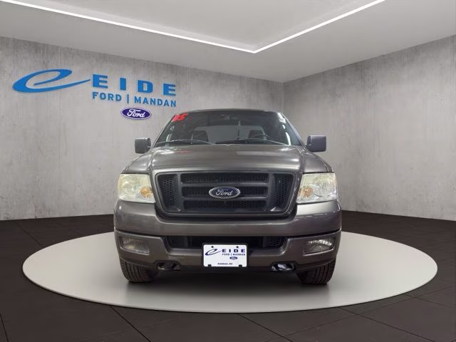 2005 Gray Ford F-150 XLT 4X4 Truck