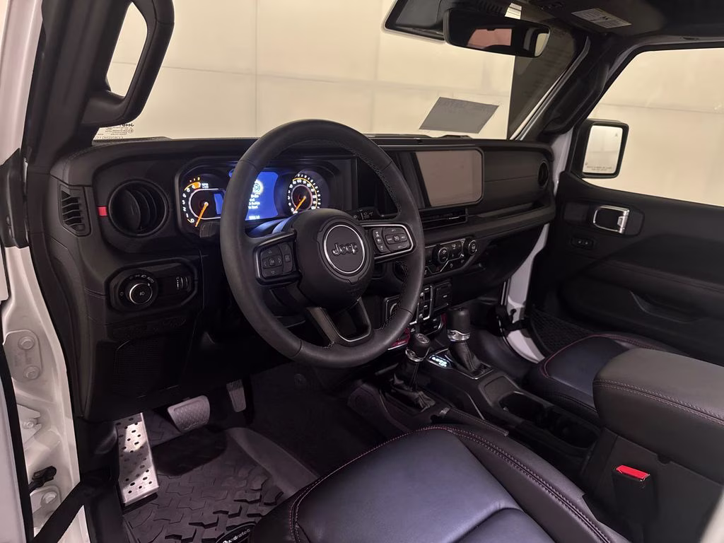 2025 Bright White Clearcoat Jeep Wrangler Rubicon 4X4 SUV