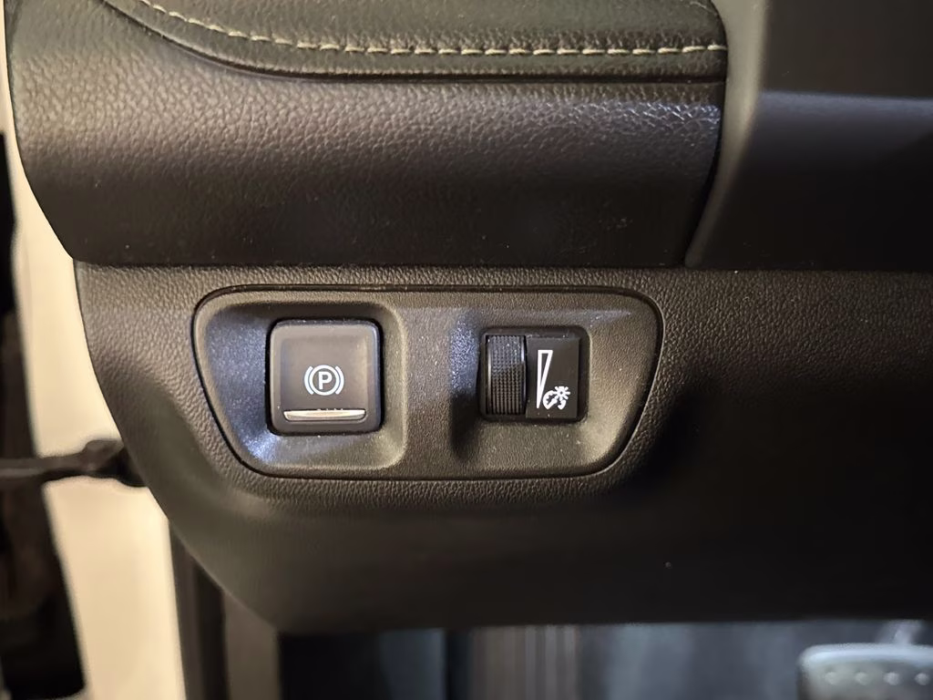2021 Summit White GMC Acadia SLE FWD SUV