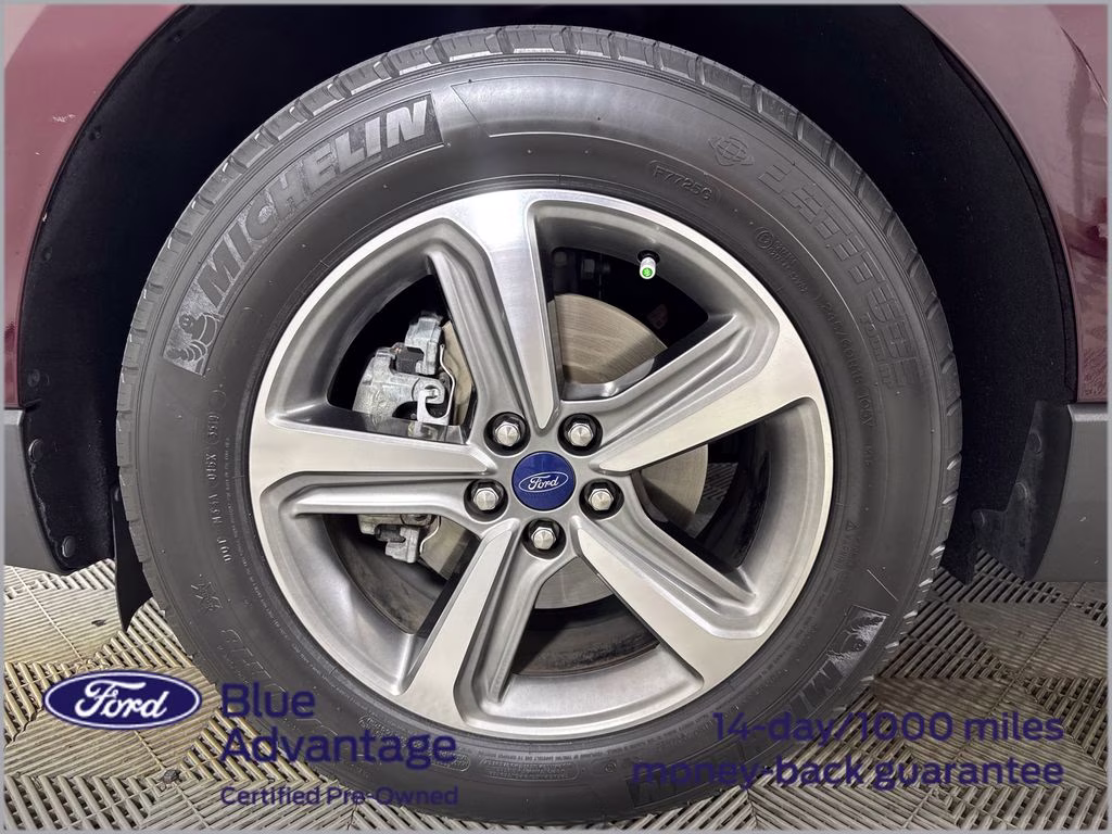2020 Burgundy Velvet Metallic Tinted Clearcoat Ford Edge SEL FWD SUV