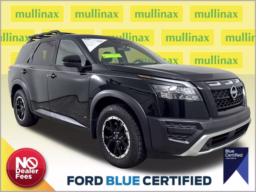 2025 Super Black Nissan Pathfinder Rock Creek 4X4 SUV