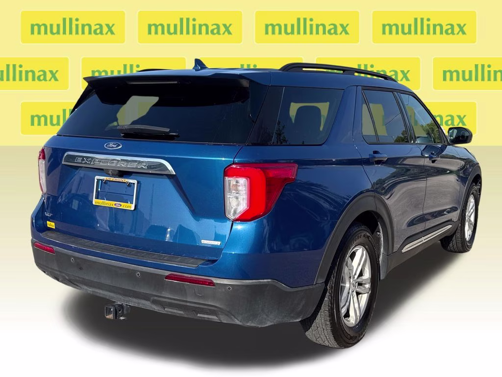 2020 Atlas Blue Metallic Ford Explorer XLT RWD SUV