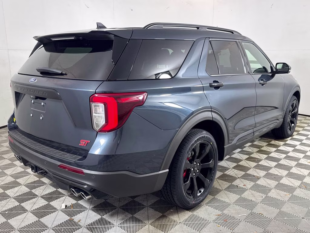 2022 Blue Metallic Ford Explorer ST 4X4 SUV