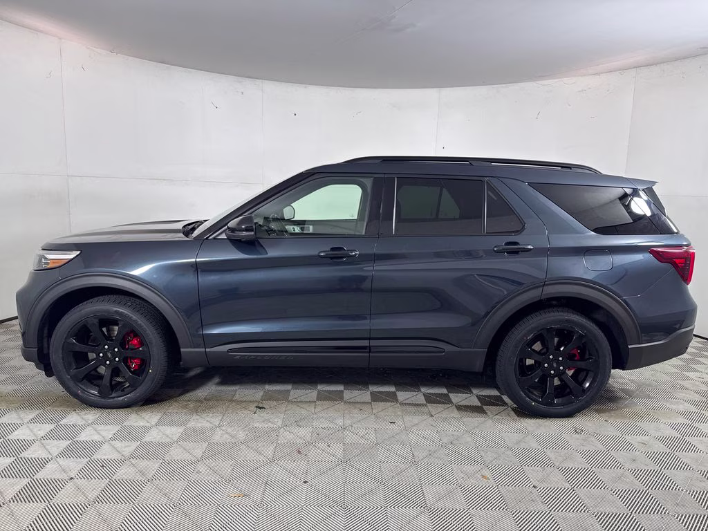 2022 Blue Metallic Ford Explorer ST 4X4 SUV