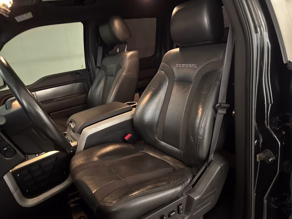 2013 Tuxedo Black Metallic Ford F-150 SVT Raptor 4X4 Truck