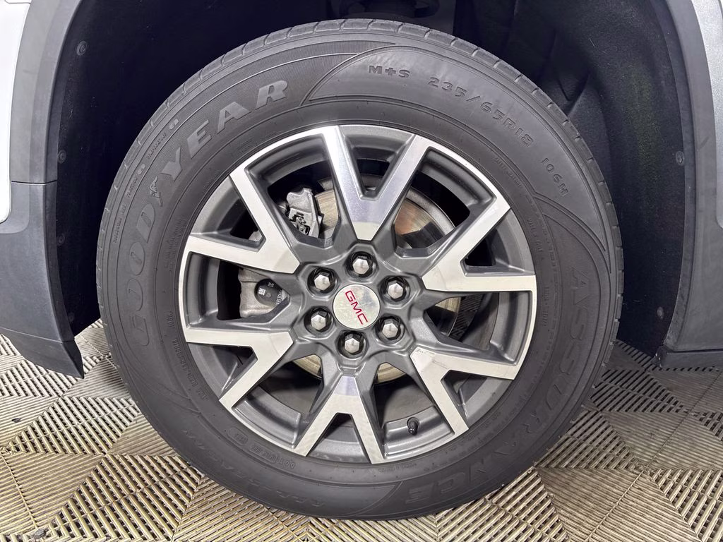 2021 Summit White GMC Acadia SLE FWD SUV