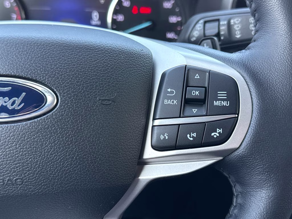 2020 Atlas Blue Metallic Ford Explorer XLT RWD SUV