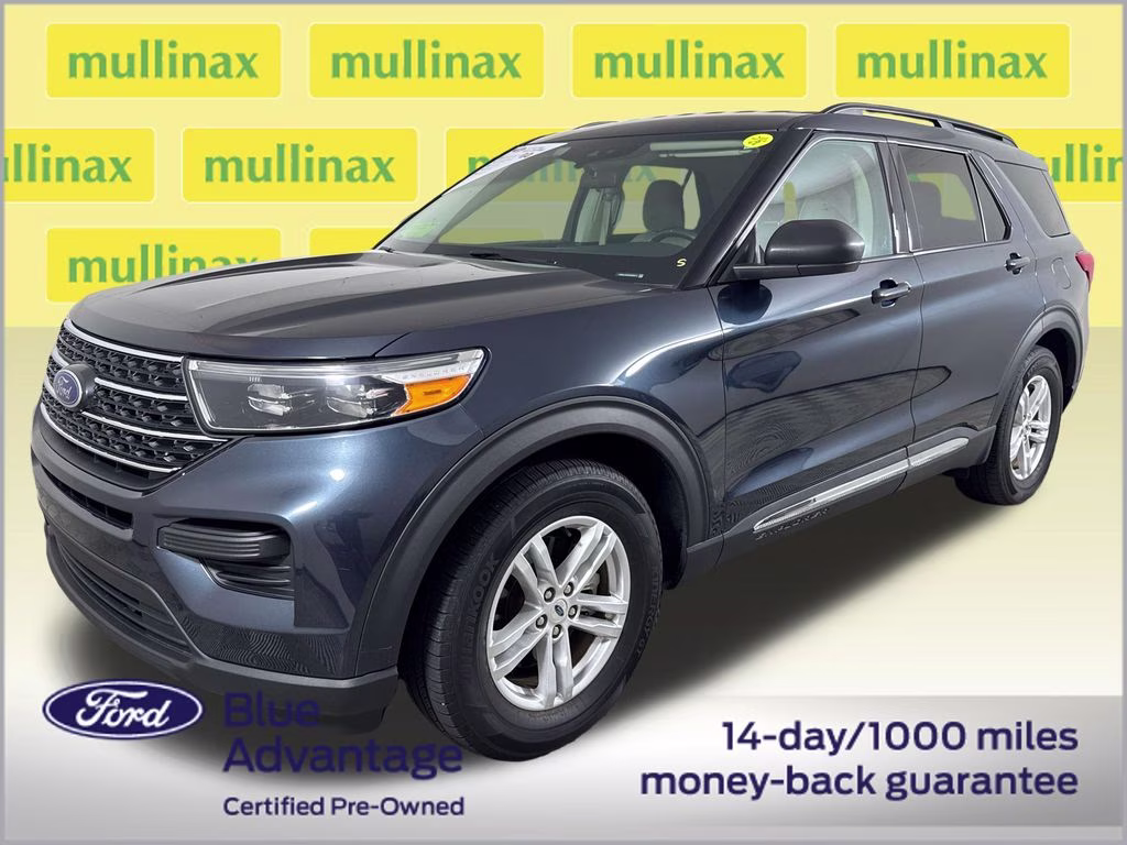 2022 Blue Metallic Ford Explorer XLT RWD SUV