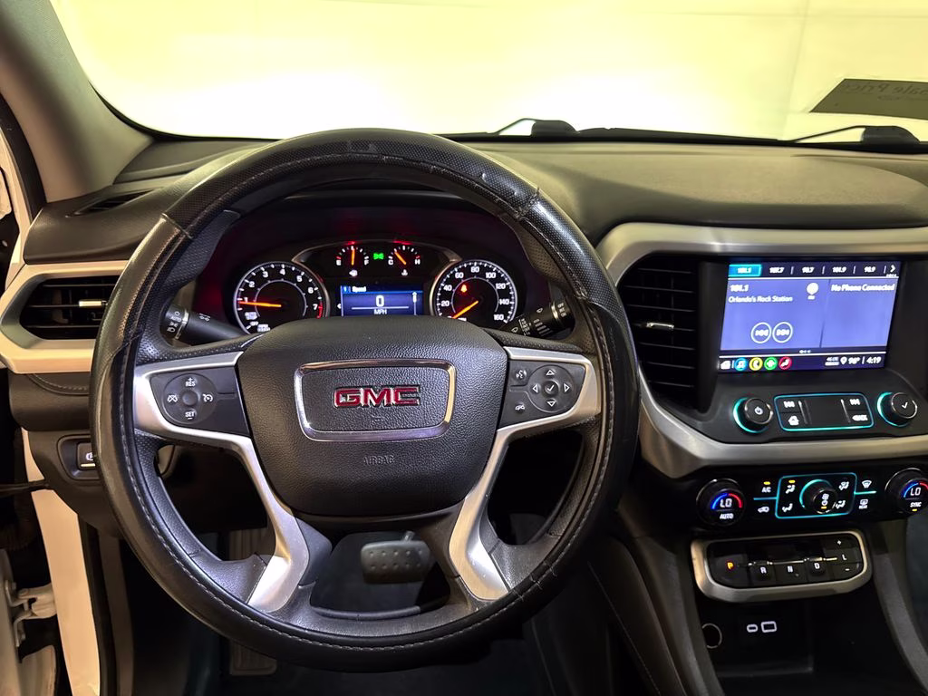 2021 Summit White GMC Acadia SLE FWD SUV