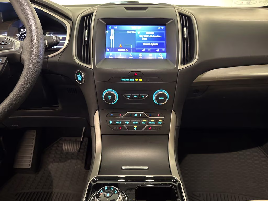 2020 Burgundy Velvet Metallic Tinted Clearcoat Ford Edge SEL FWD SUV