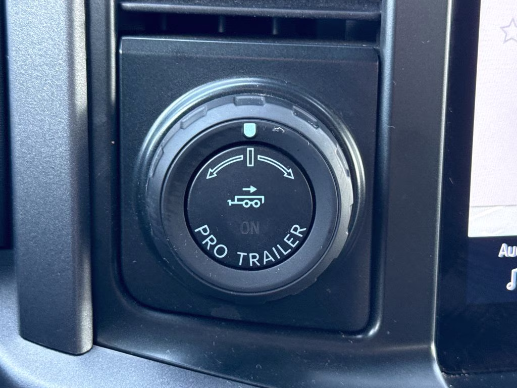 2025 Antimatter Blue Metallic Ford F-150 XLT 4X4 Truck