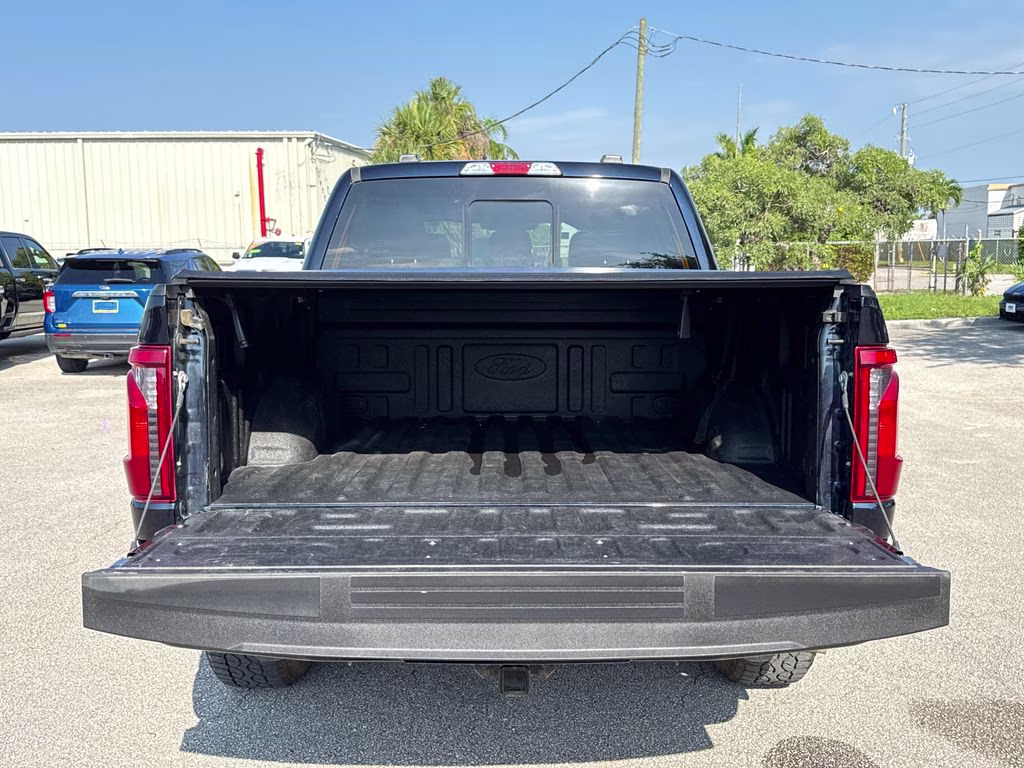 2025 Antimatter Blue Metallic Ford F-150 XLT 4X4 Truck
