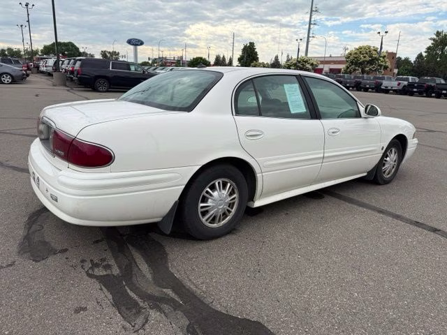 2004 White Buick LeSabre Custom FWD Sedan
