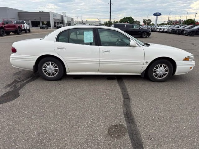 2004 White Buick LeSabre Custom FWD Sedan
