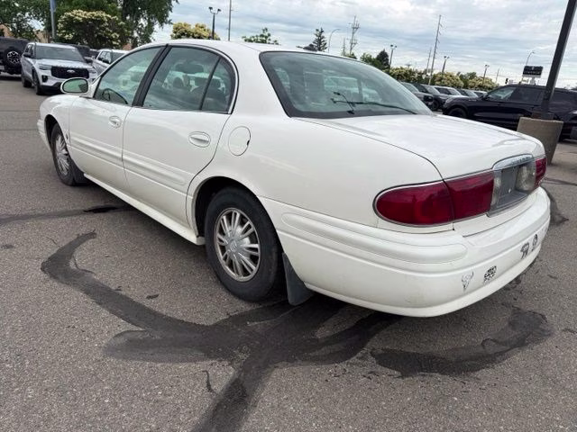 2004 White Buick LeSabre Custom FWD Sedan