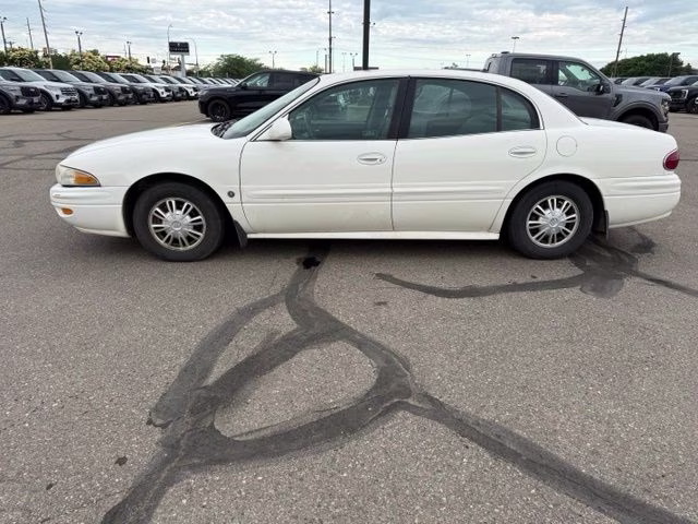 2004 White Buick LeSabre Custom FWD Sedan