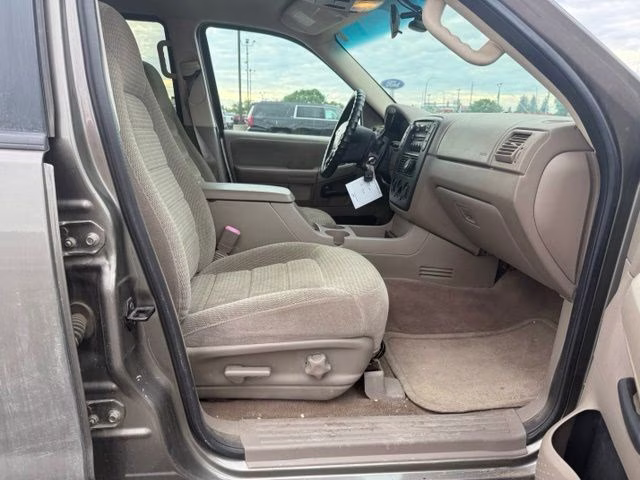 2002 Pewter Ford Explorer XLT 4X4 SUV