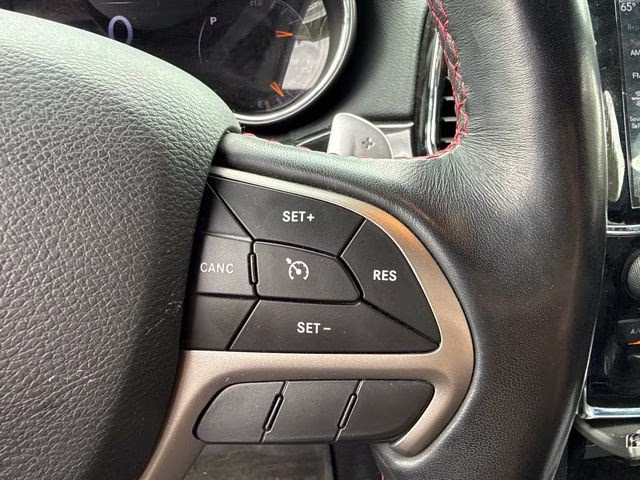 2020 Diamond Black Crystal Pearlcoat Jeep Grand Cherokee Trailhawk 4X4 SUV