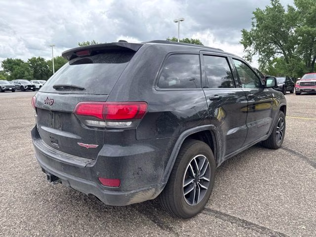 2020 Diamond Black Crystal Pearlcoat Jeep Grand Cherokee Trailhawk 4X4 SUV