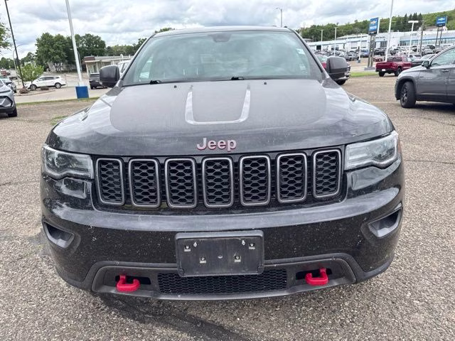 2020 Diamond Black Crystal Pearlcoat Jeep Grand Cherokee Trailhawk 4X4 SUV