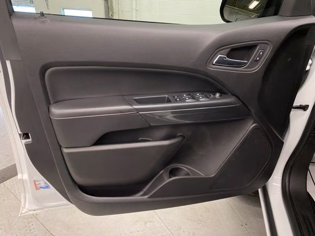 2020 Summit White GMC Canyon All Terrain 4X4 Truck