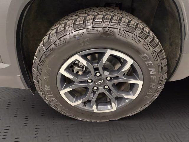 2026 Mosaic Black Metallic Chevrolet Equinox ACTIV AWD SUV