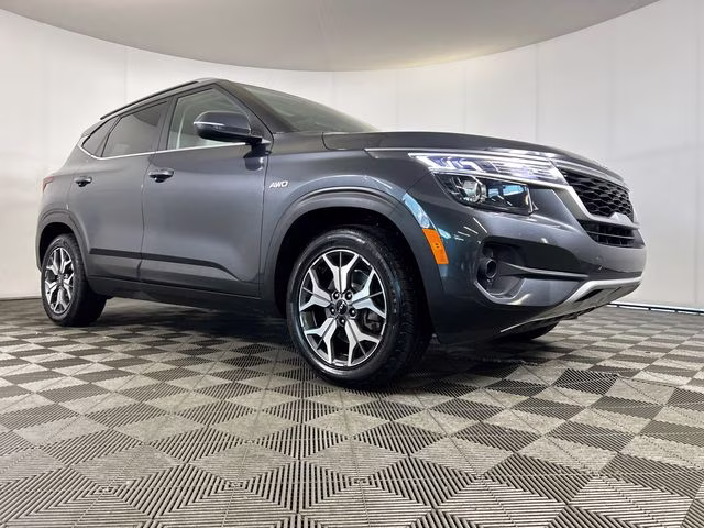 2022 Gravity Gray Kia Seltos EX AWD SUV