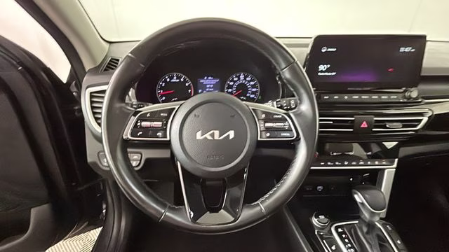 2022 Gravity Gray Kia Seltos EX AWD SUV