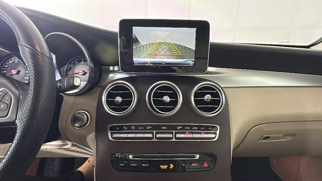 2019 Polar White Mercedes-Benz GLC GLC 300 AWD SUV