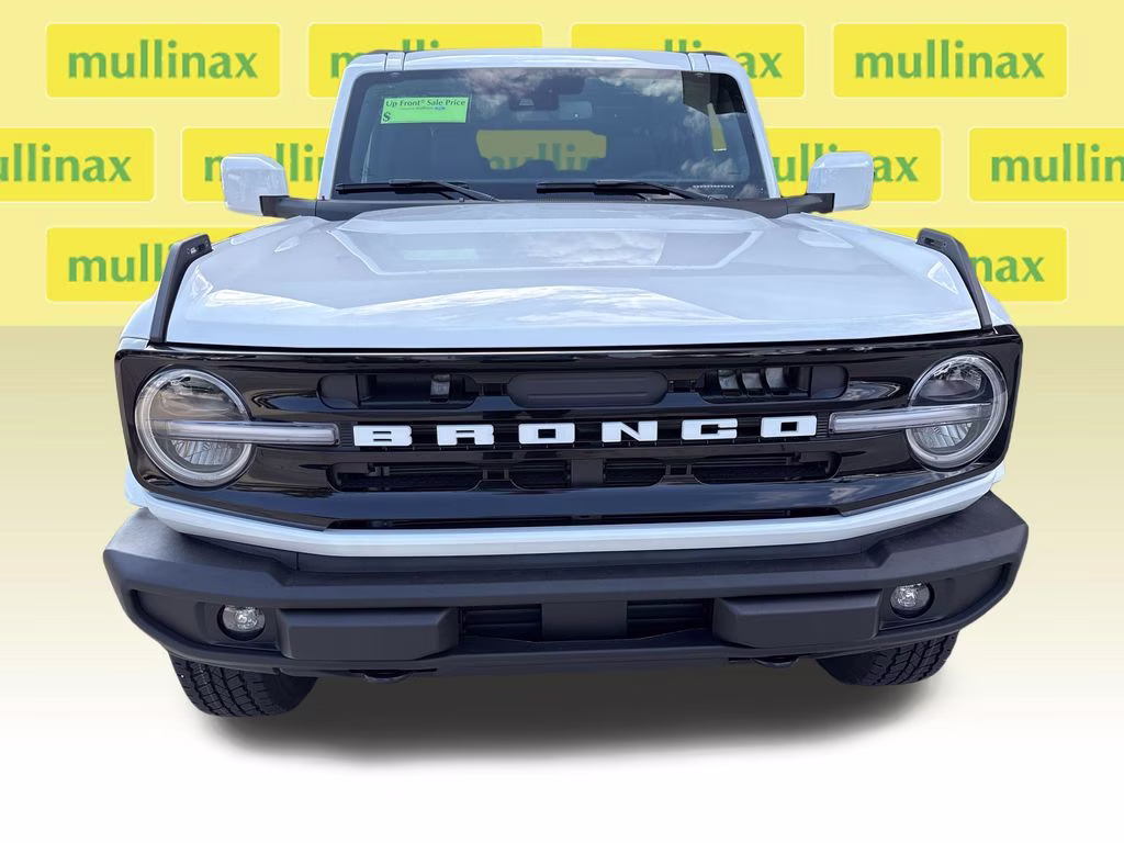 2026 Oxford White Ford Bronco Outer Banks 4X4 SUV