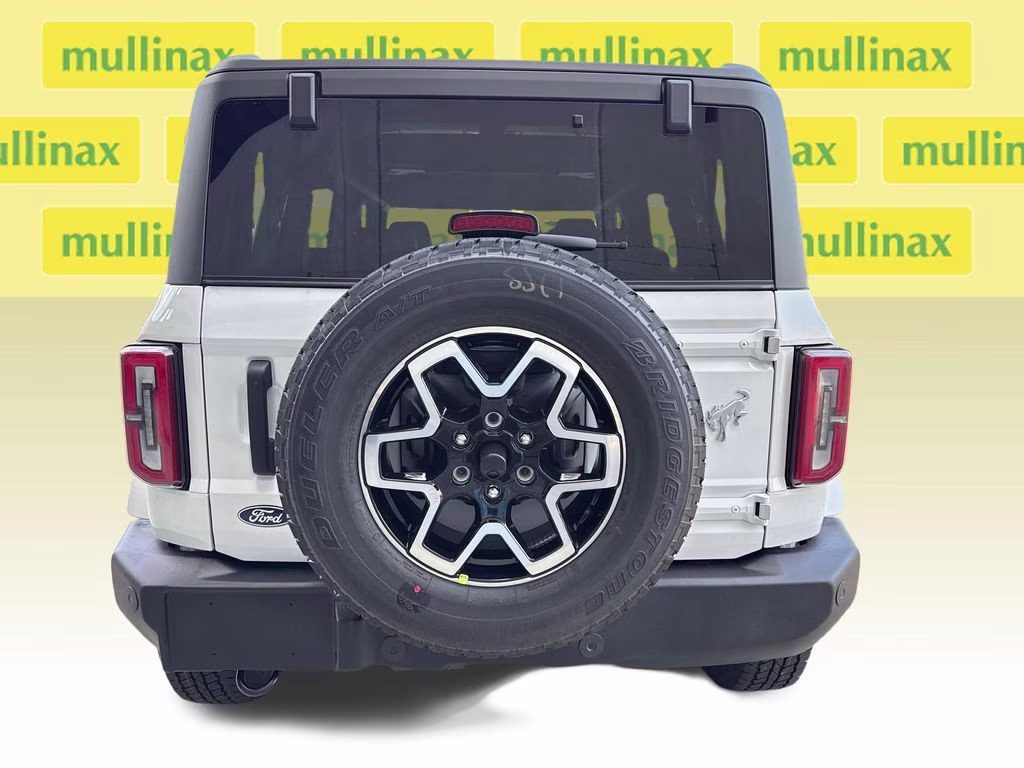 2026 Oxford White Ford Bronco Outer Banks 4X4 SUV