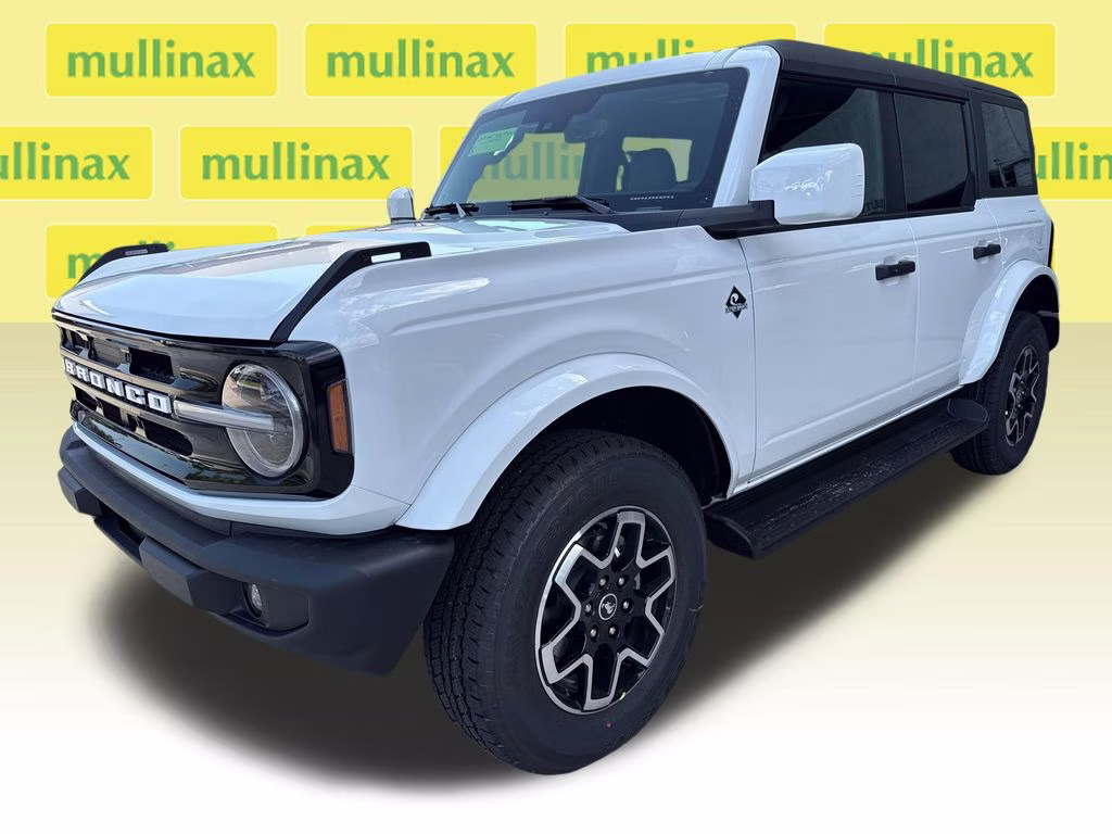 2026 Oxford White Ford Bronco Outer Banks 4X4 SUV