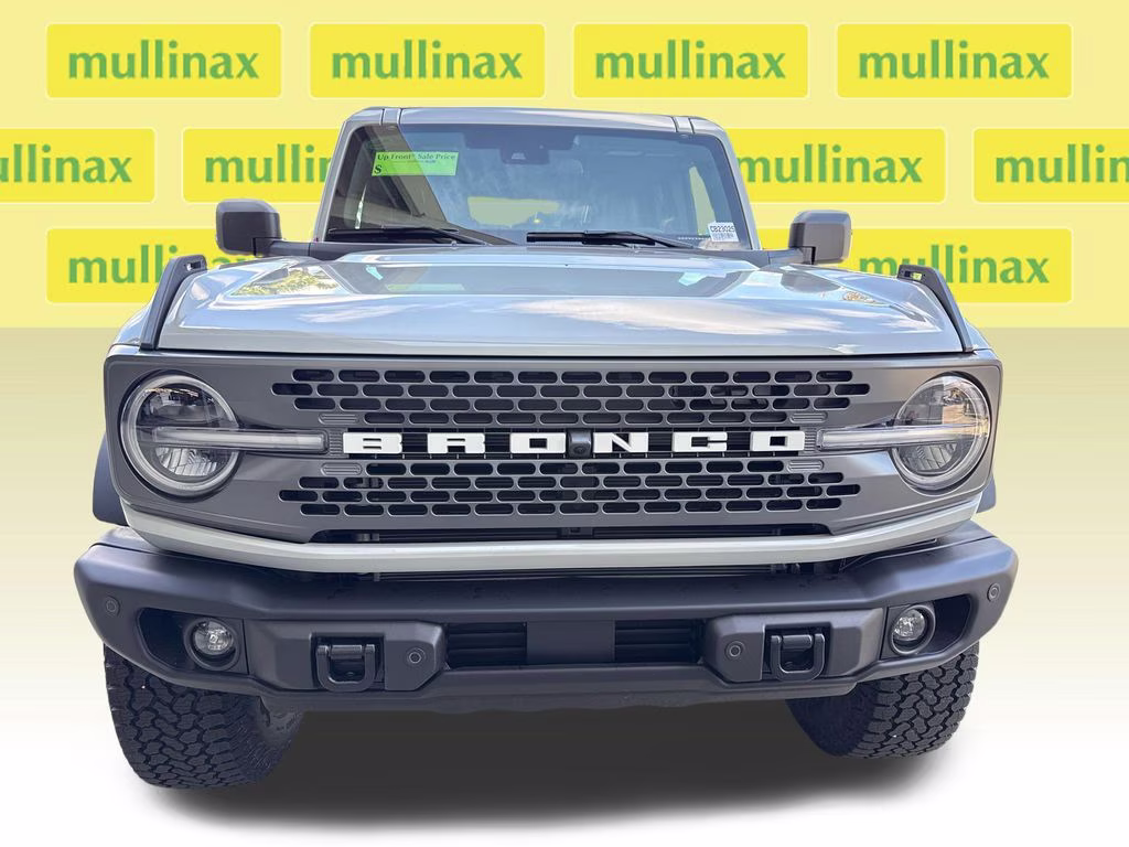 2026 Avalanche Gray Ford Bronco Badlands 4X4 SUV