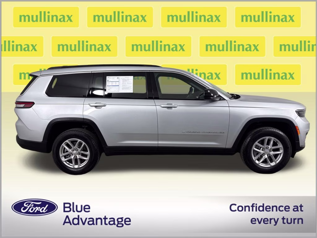 2025 Silver Zynith Jeep Grand Cherokee L Laredo RWD SUV