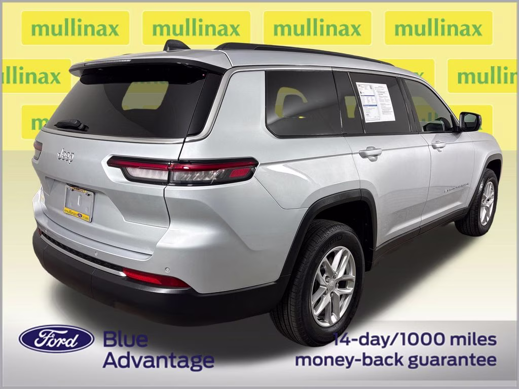 2025 Silver Zynith Jeep Grand Cherokee L Laredo RWD SUV