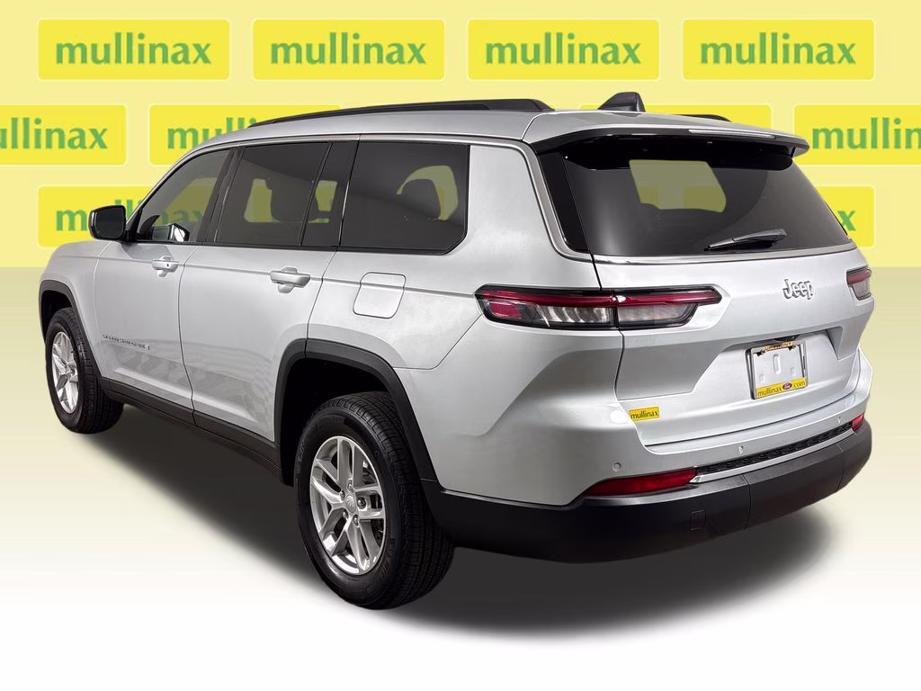 2025 Silver Zynith Jeep Grand Cherokee L Laredo RWD SUV